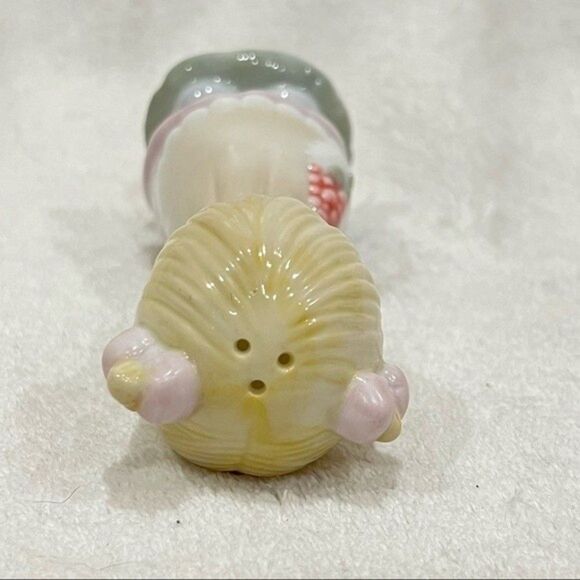 Precious Moments Girl Salt Shaker #357294 with original box - Picture 6 of 12